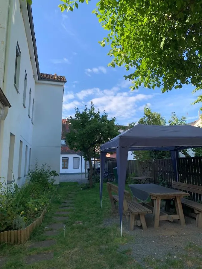 Erlangen City-Zentral-Garten-30Qm 0*,